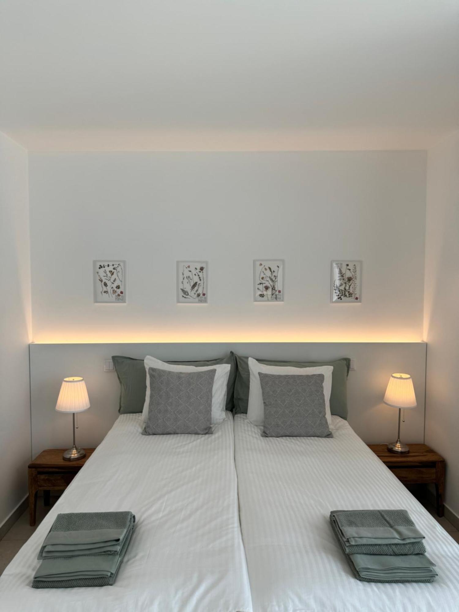 Feelgood Homestay Sagres Esterno foto